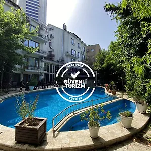 Hotel Blanche Hotel&garden Pool
